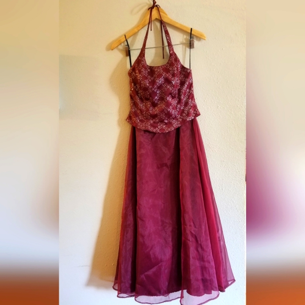 Poly USA Womens Burgundy Full Length Gown Size M - Picture 1 of 9